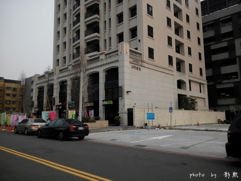 【台中。西屯】 Maj. Frutti-冰菓藝棧~天然新鮮的冰品、夏日消暑聰明選擇、逢甲