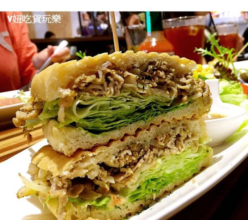 [海山站] ❤豐滿早午餐❤ 料多。好食在 ，CP值高又豐盛的早午餐  /  土城 海山站