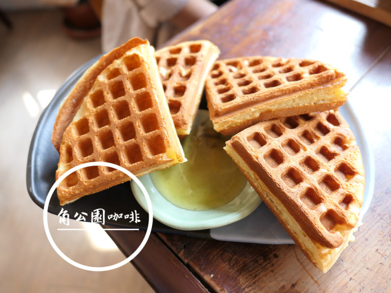 FOOD｜台北大同—角公園咖啡Triangle garden cafe｜充滿質樸魅力的老屋咖啡廳