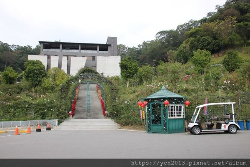 苗栗頭屋雅聞七里香玫瑰森林