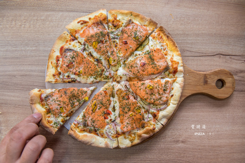 食-台北｜愛披薩IPIZZA｜士林夜市披薩專賣店｜用心的食材料好味美價格又親民｜不管內用還是外帶都適合｜近捷運劍潭站(文末有抽獎活動)