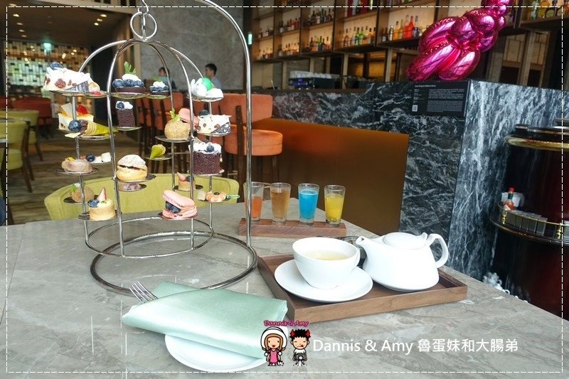 《台北南港車站酒吧》六福萬怡酒店大廳酒吧THE LOUNGE 下午茶。宵夜。酒吧︳營業到凌晨12點(附影片）