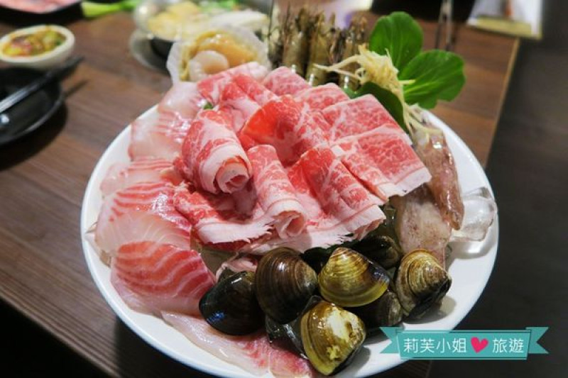 [美食] 台北 淡水CP值高的丰明殿昆布蔬果涮涮鍋 (個人小火鍋)(淡大旁)