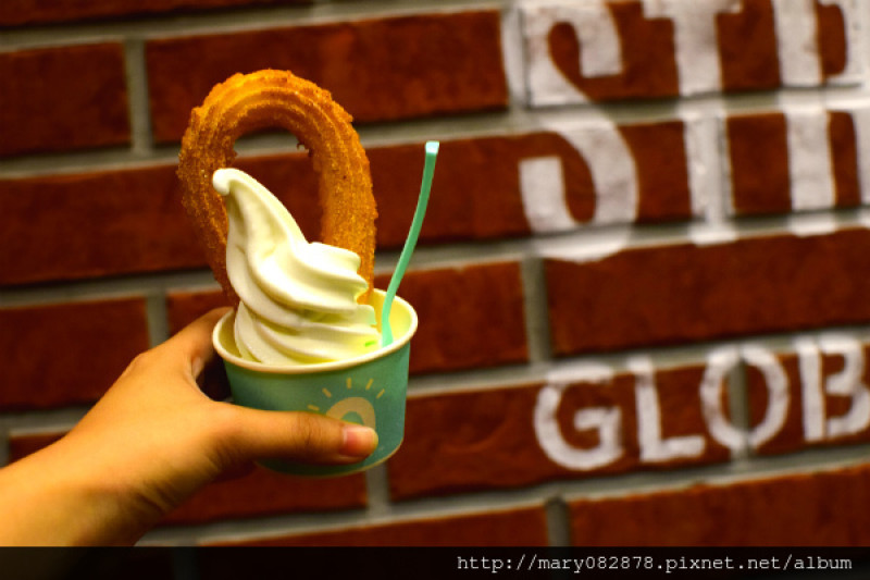 東區 x Street Churros｜吉拿棒創意大變身，韓國人氣街頭美食在台灣！