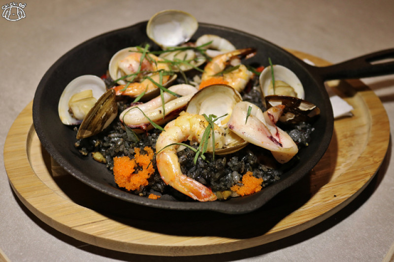 【台北美食】Playhouse 家傢酒餐酒館(大直旗艦店)-『劍南路站』酒香入菜創意料理．大直約會餐廳．美麗新廣場夜景餐廳推薦