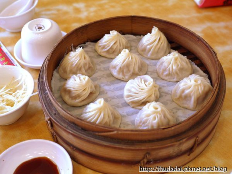 [老店食記] 台北中正－黃龍莊~早午餐的小籠湯包