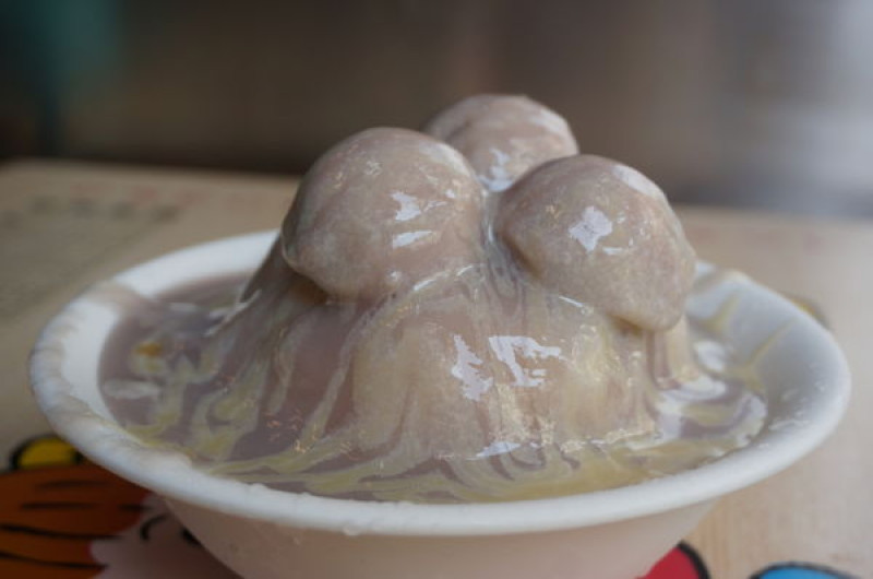 芋頭控接招,芋泥岩漿來襲!!!三大球芋泥的芋頭牛奶冰-張家豪台式功夫甜點