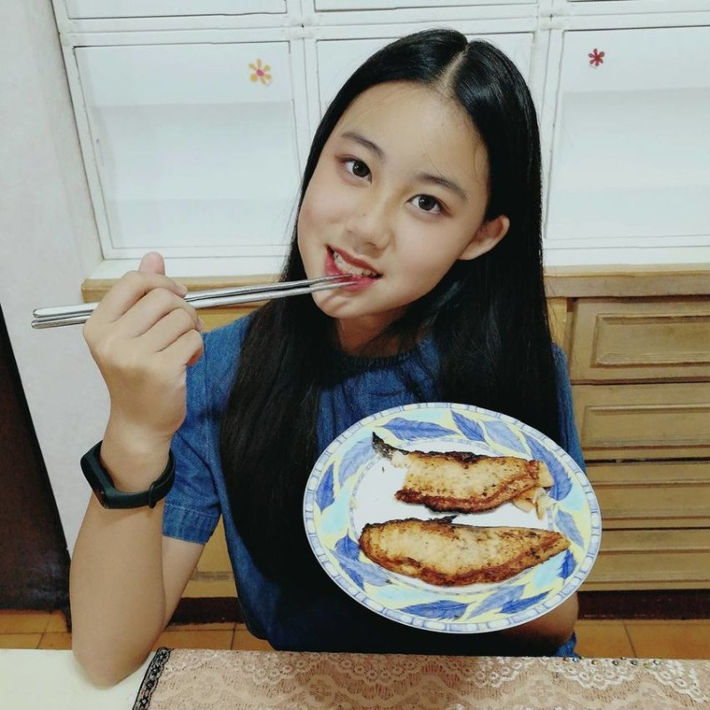 [食評]美威鮭魚7-11上市~精選鮭魚菲力-義式香草口味