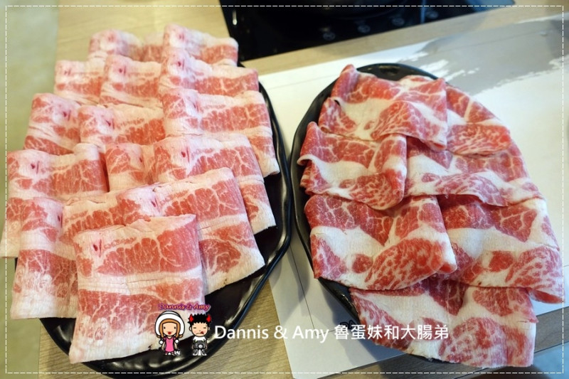 《台北捷運國父紀念館美食 》大初涮涮鍋SHABU SHABU 好吃prime等級牛肉x新鮮海鮮x昆布火鍋︱ ~附貪吃影片