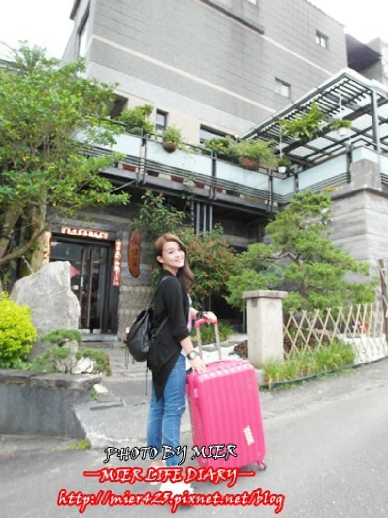 【民宿】二訪 宜蘭礁溪民宿 松語墅 星滿意竹 邊泡溫泉邊看夜景 好享受