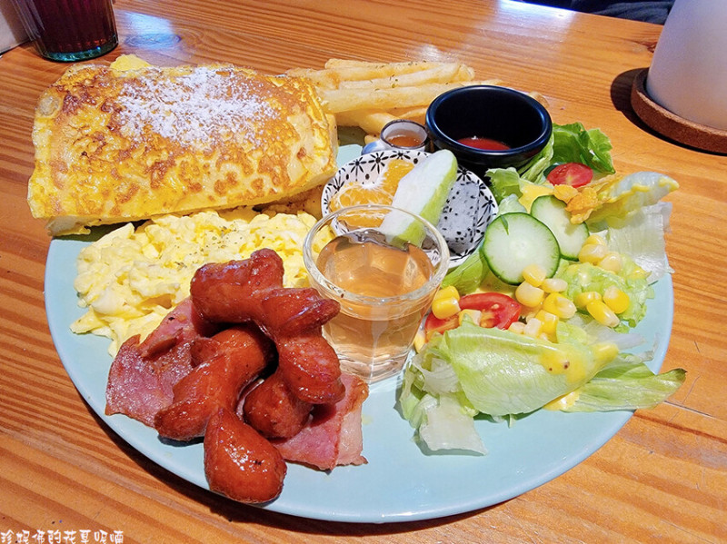 【新北市板橋區】BEGINAGAIN起點咖啡｜巷弄內高CP值早午餐｜平日不限時