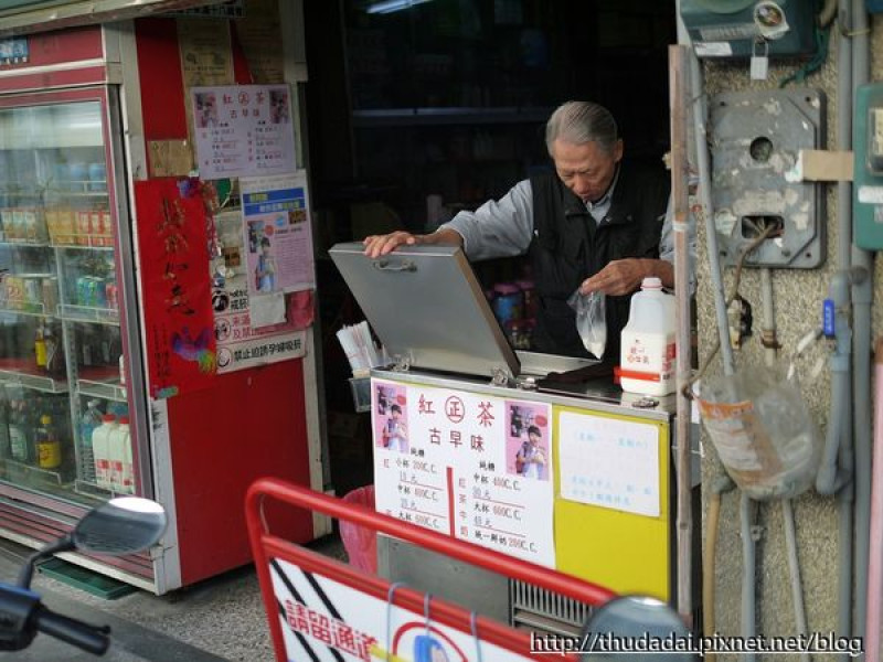 [飯後食記] 台南－大泉雜貨店紅茶牛奶、長北街特製蛋餅