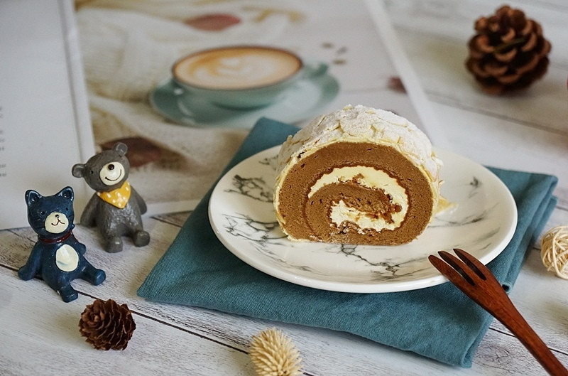 過年照常營業，激推焦糖瑪奇朵瑞士捲，少油、少鹽、少糖，滿足你的另一個胃!!