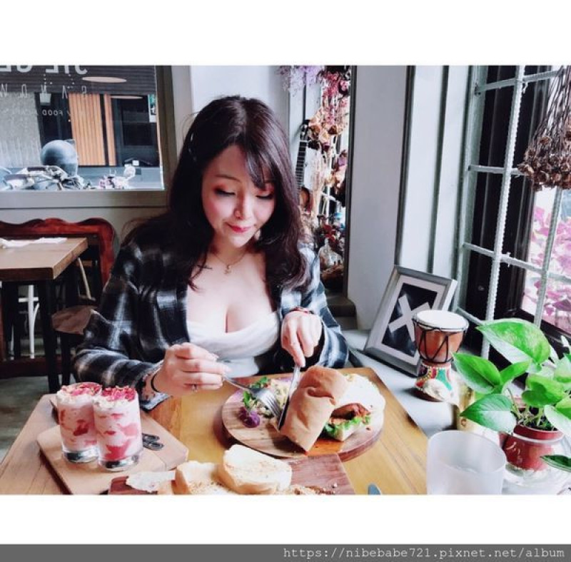 [北捷半日遊] 激推 桔梗三明治 大份量歐式早午餐X大安森林公園X新北投X打卡