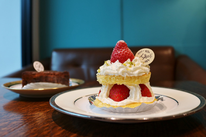 【台北美食】Heehee 吉古吉古烘焙專門店-『行天宮站』甜點工作室．假日限定草莓甜點