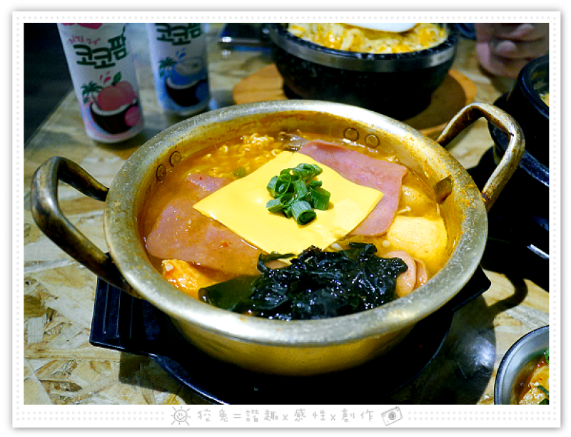 [台南食記] 韓鍋人~平價韓式鍋物130元起！起司豬肉石鍋拌飯、大醬海鮮豆腐鍋、起司牛肉部隊鍋！可外帶！(永康店)