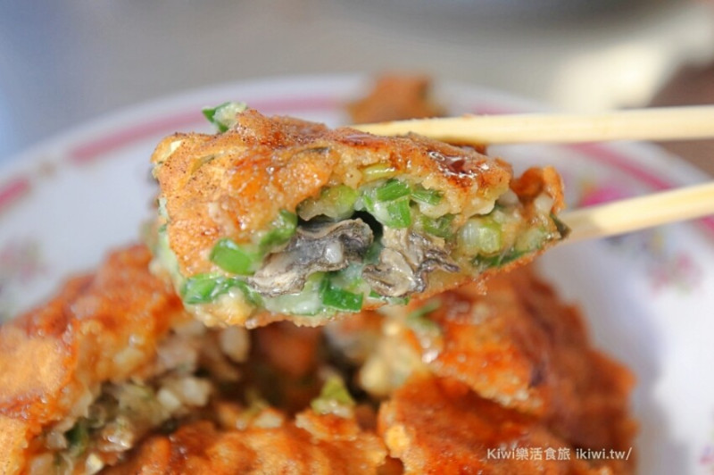 清水白燒炸粿｜台中銅板小吃，來清水散步！在地人下午茶點心推薦炸蚵粿.甜米糕.鹹粿.肉炸粿