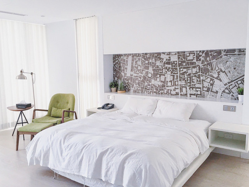 【逢甲住宿推薦 -  希堤微旅 Hotel Mapp & 艾斯米咖啡館 ESME】台中住宿早午餐推薦║鄰近逢甲商圈的優質住宿！純白簡約明亮寬敞的環境！起床後再去美美的餐廳享用早午餐！