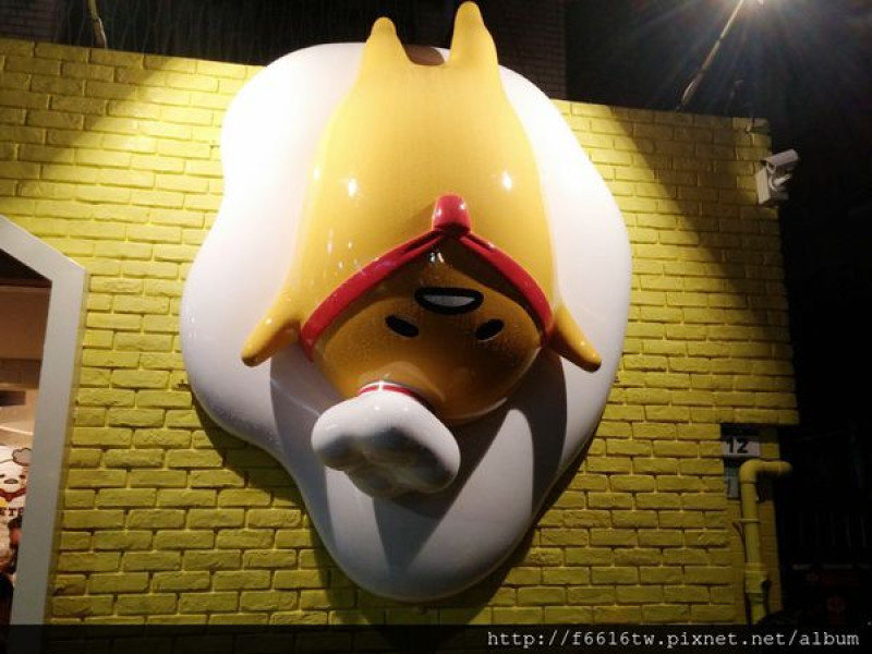 【忠孝敦化】隱藏版限量甜點現身 影片2分鐘直達 東區蛋黃哥五星主廚餐廳