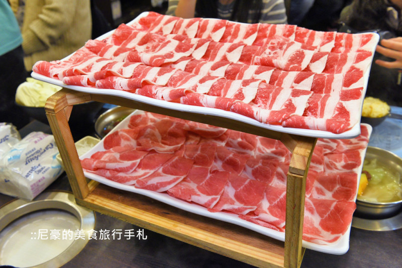[台北大直] 鍋饕精緻涮涮鍋N訪 巨無霸肉盤大口吃肉超爽快 捷運大直站實踐大學美食火鍋推薦