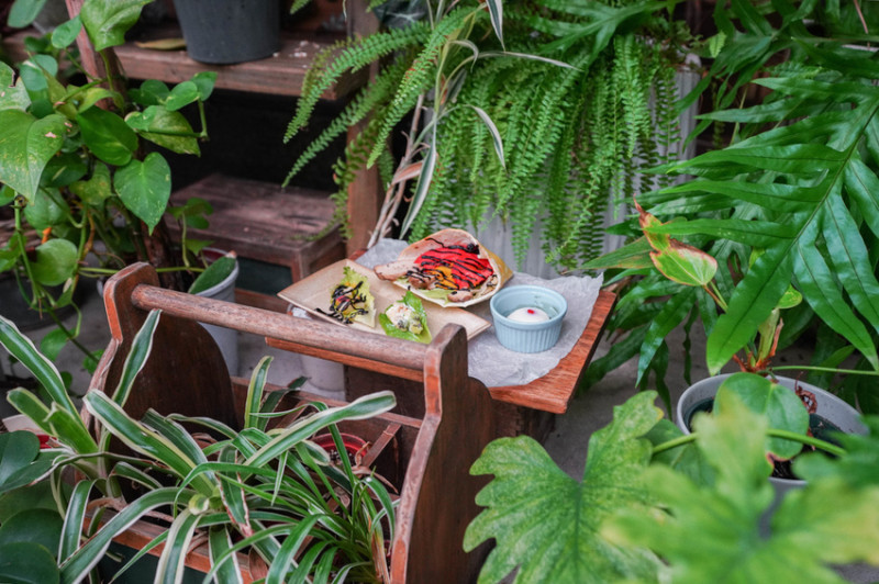 台北・特有種商行X魔王 台北大安區 魏德聖導演工作團隊開設的咖啡廳 復古懷舊電影風格 不限時提供插座咖啡廳 捷運忠孝新生站 內文有店家資訊