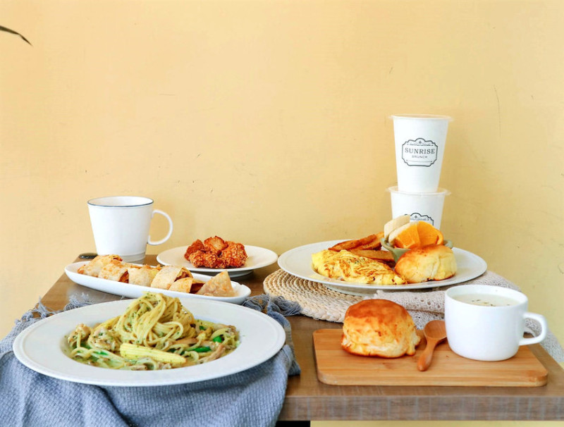 Sunrise晨光早餐。竹北六家人氣排隊早餐推薦，隱藏版義大利麵、蛋捲套餐，陪你四季的樸實美味（新竹竹北）