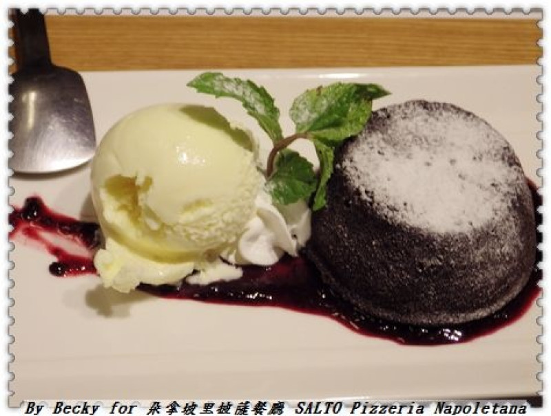 <捷運國父紀念館站>異國料理美食，正統拿坡里披薩～薩朵拿坡里披薩餐廳 SALTO Pizzeria Napoletana