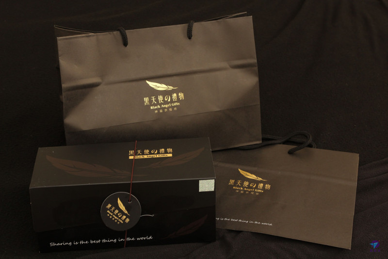 [開箱食記]美味蛋糕奇遇記! 當「檸檬鐵塔乳酪條」遇上「深黑白巧克力」(黑天使的禮物製作)