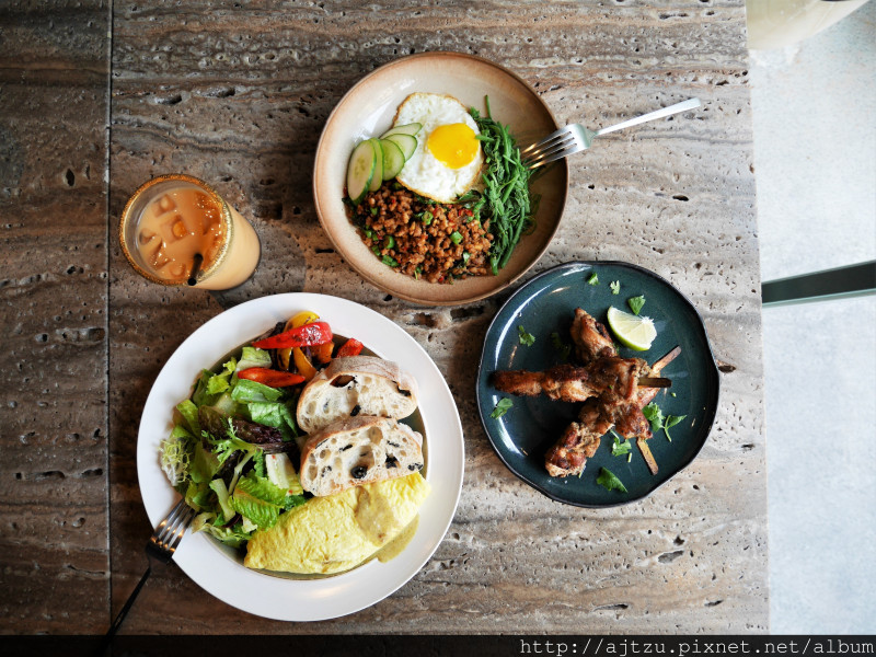 Santal 29/泰式早午餐初體驗！ ＠捷運六張犁站