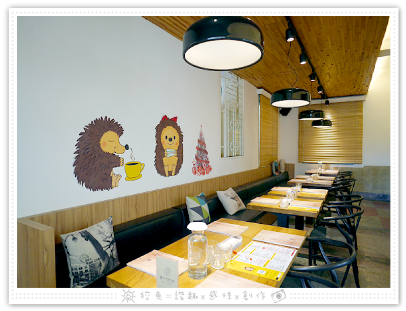 [台南食記] 圈子Brunch.Coffee 台南公園店~早午餐盛宴！獨棟三層老屋！選用米其林三星主廚推薦的法國樂家咖啡！