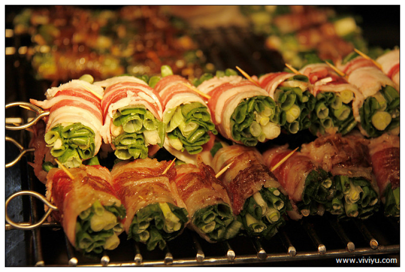 [台北．美食]士林夜市~家鄉臭豆腐&好朋友涼麵&福州世祖胡椒餅