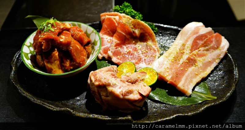 【新北中和】鹿兒島燒肉專賣店(中和中山店) 美國嫩牛肋/鹿兒島黑毛豚梅花/黑毛級上和牛小排/黑毛豚厚切五花  單人套包山包海樣樣都精彩 體驗團 樂華夜市/比漾廣場/永安市場捷運