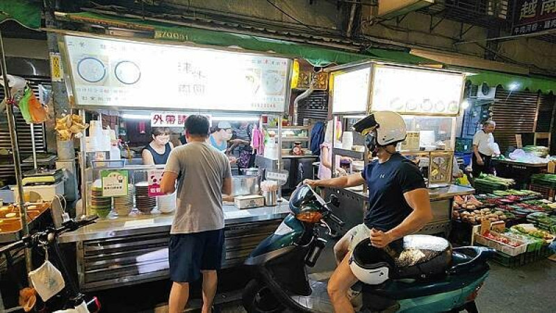 津味肉圓｜江子翠附近好吃的肉圓，軟Ｑ軟Ｑ口感迷人