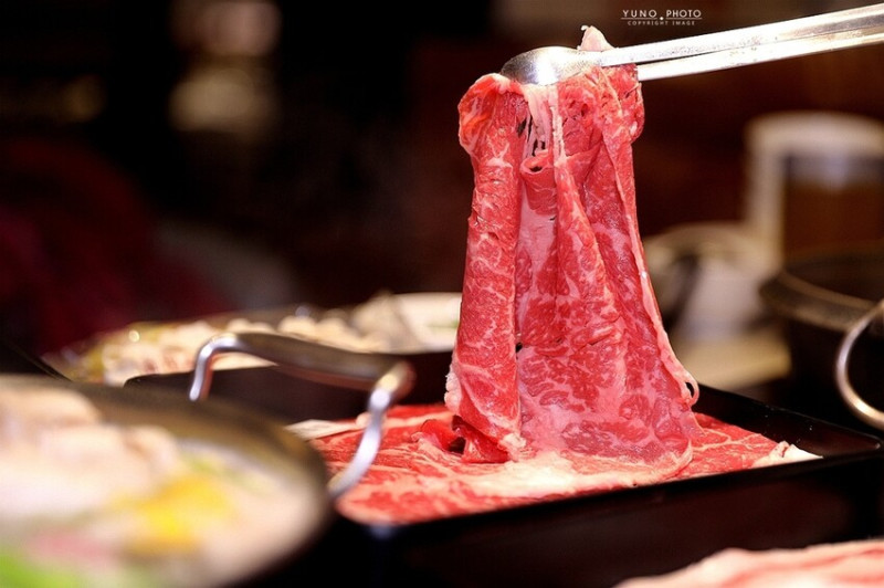 肉控的天堂！超狂和牛多樣化精緻自助吧任你吃｜北澤壽喜燒吃到飽-台中大里店