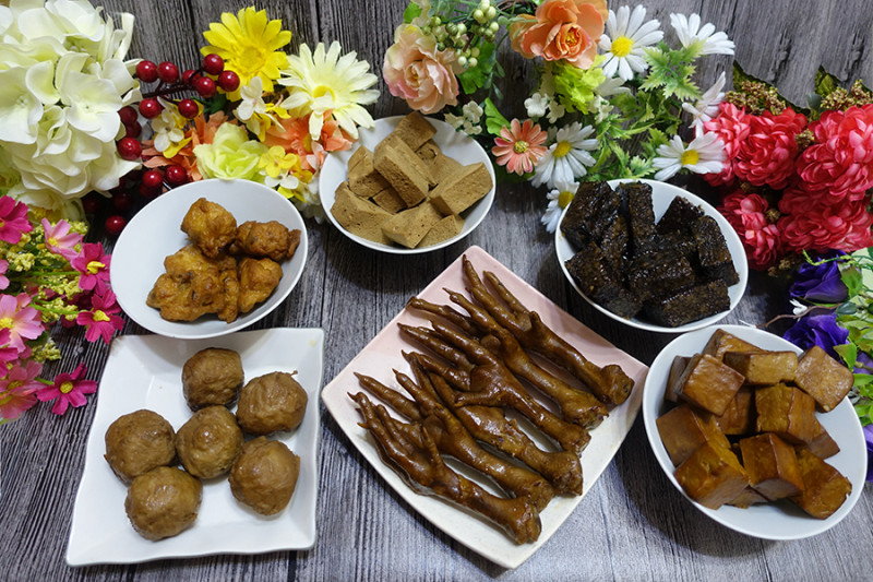 中庸之道滷食本鋪，團購美食滷味，真空包裝即開即食、冷食熱吃都好吃的團購滷味推薦