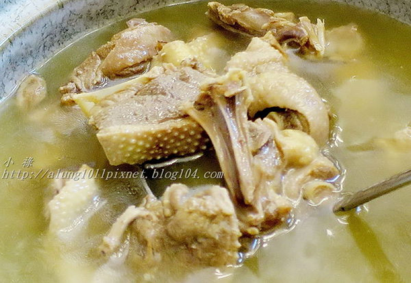 專利啤酒鴨!!!   ..嘉義新北平啤酒鴨餐廳         