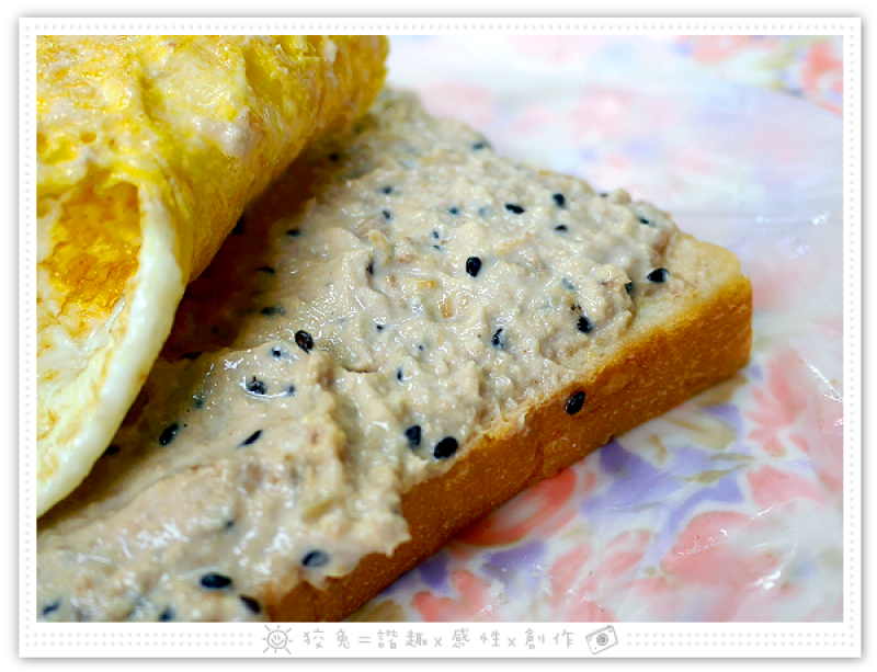 [台南食記] 晨吉司漢肉排蛋吐司-新市中興店~爆料主義！六種口味全攻略！推薦肉排蛋&鮪魚蛋&沙拉蛋&培根蛋