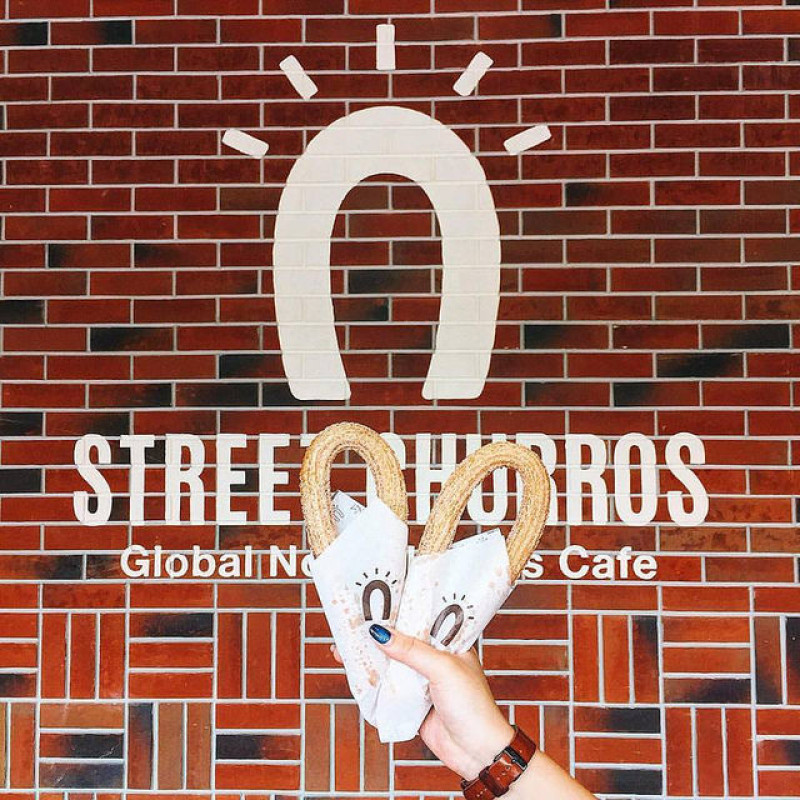 【台中東區 - Street Churros Taiwan 台中秀泰店】秀泰廣場站前店美食║韓國超人氣排隊吉拿棒！2017/3/31台中首店在秀泰廣場開幕啦！開幕連續3天都有不同優惠唷！
