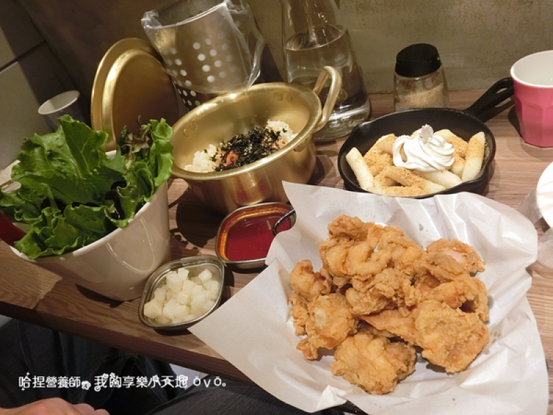 【台北東區美食】《嚦咕嚦咕韓式炸雞專賣店》醬汁來自當季水果的鮮甜，體驗不一樣的韓式炸雞