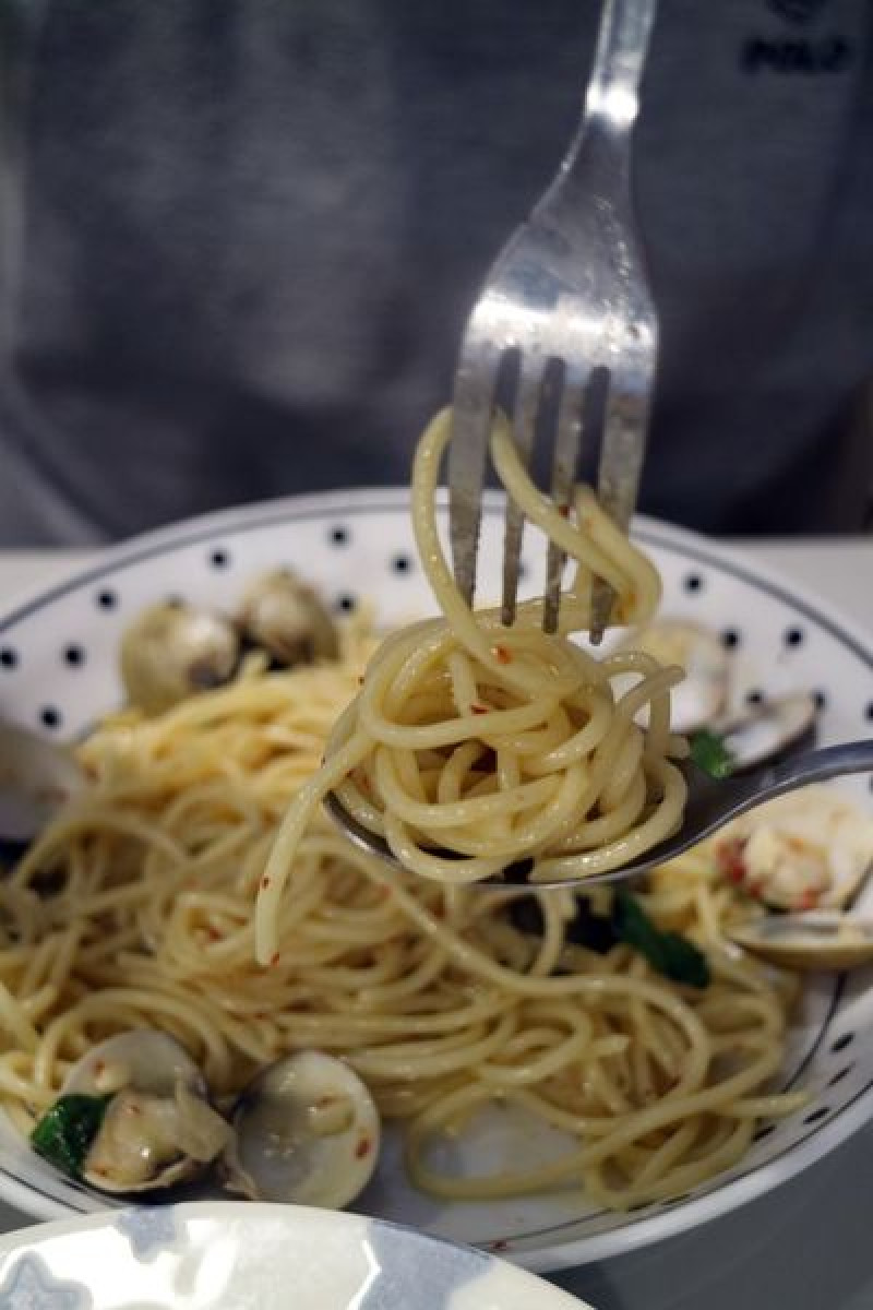 高雄鼓山區=<吃飽>義特米Pasta~渡船頭邊美食大推薦＊學生喜歡、觀光客更是不能錯過這高ＣＰ值的餐點，加麵加飯免加價=