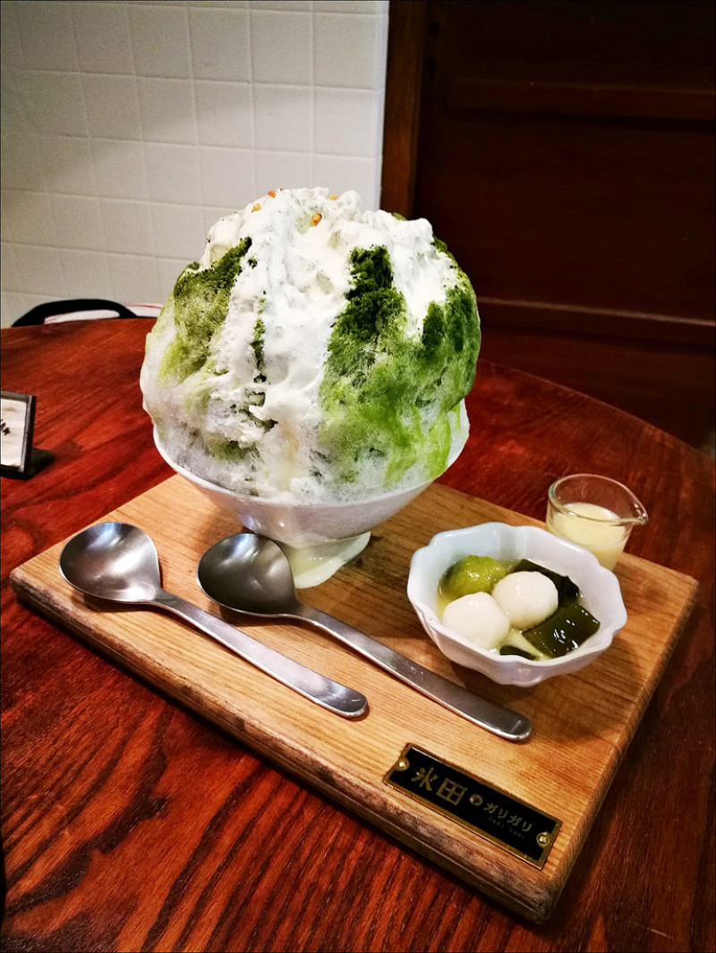 [台中] 冰田ガリガリ 台中文青冰店 小山園抹茶鮮乳冰味道濃郁有好吃