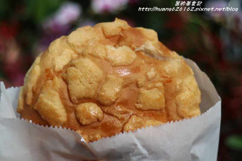 【新北淡水區】日賣千個菠蘿麵包 連香港人也說讚『台灣Bolo冰火菠羅旺-淡水店』 淡水老街