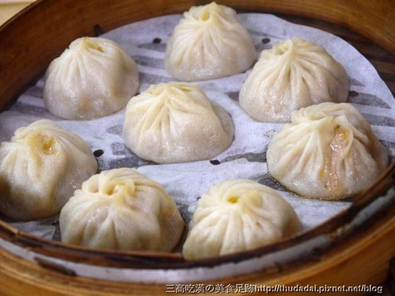 [老店食記] 台中－沁園春~好吃獨特的玫瑰包子