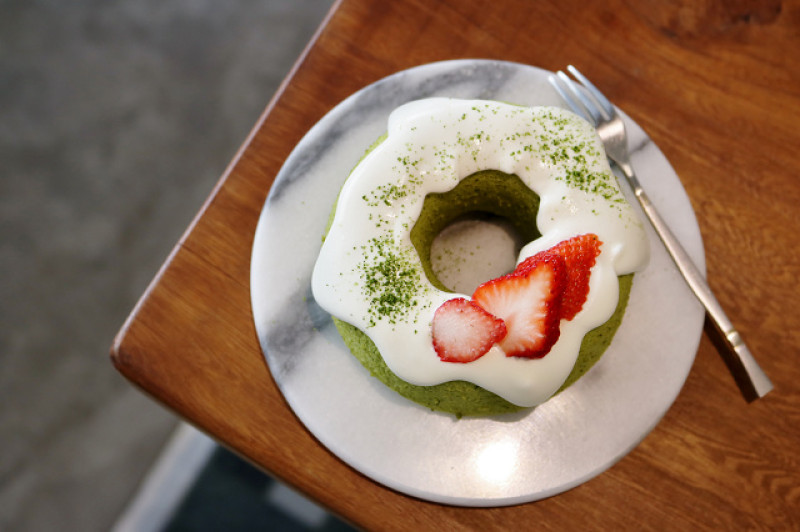 【台南美食】Meller Coffee-安平 乾燥花藝x咖啡館 戚風蛋糕．手沖單品