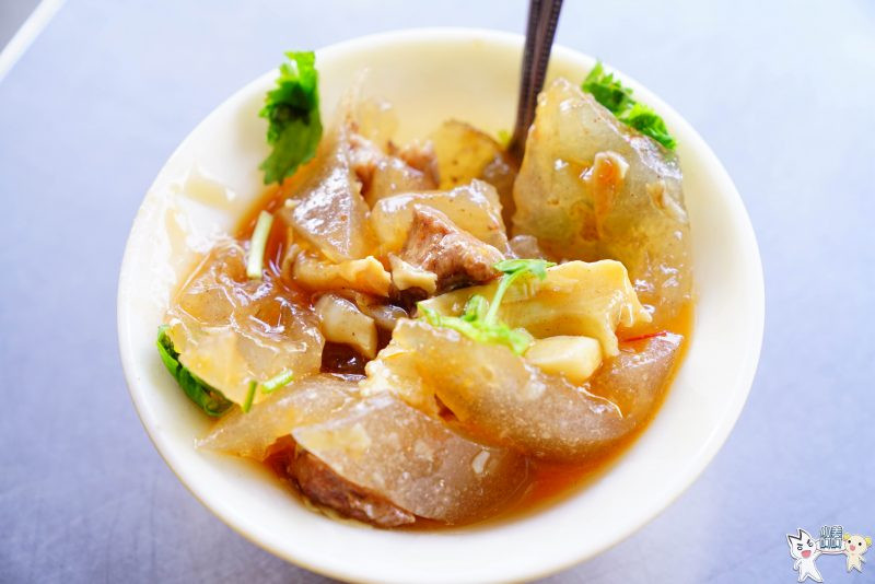 【基隆小吃】春美肉圓‧(益)麵線羹│基隆廟口│基隆夜市│基隆美食 - 小美叮叮-旅遊看世界