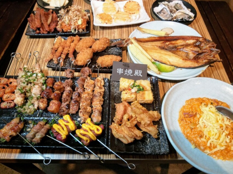 【美食】台北市東區吃到飽推薦「串燒殿-敦化店」，串燒、日式居酒屋料理吃到飽