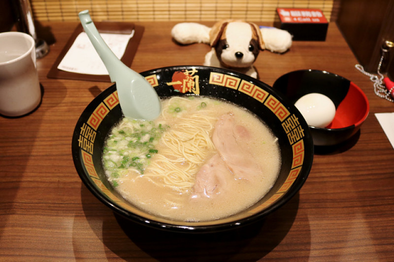 【台北美食】一蘭 天然豚骨拉麵專門店(台灣台北本店)-『象山站』日本一蘭拉麵台灣首店開幕
