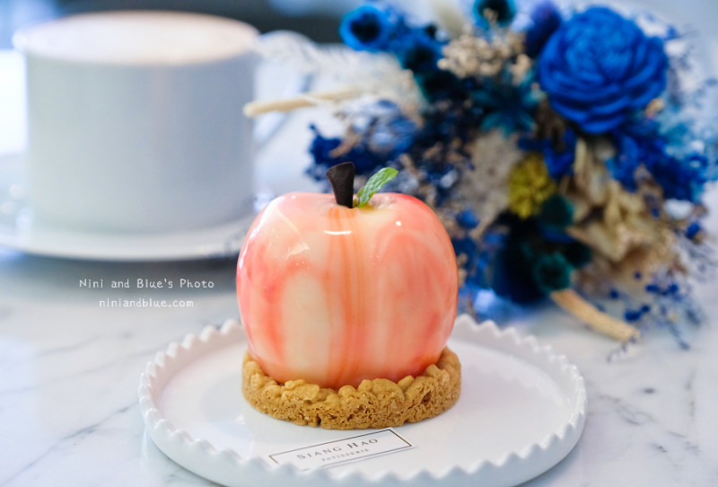 Siang Hao 台中華麗 鏡面甜點 ，大理石紋路愛心甜點