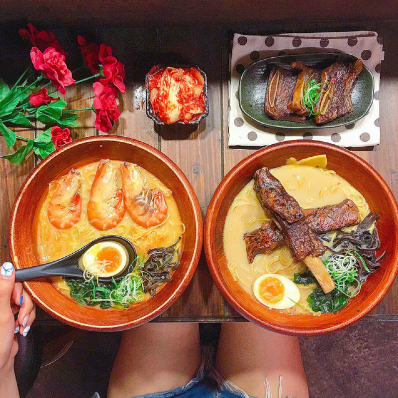 【台中南屯區 -  頑者炙り焼ラーメン】台中拉麵推薦║7月份搬新家囉！軟嫩又入味的霸氣豬肋排上桌！即日起～7/15止，頑者拉麵特價99元，打卡再加碼送泡菜一份喔！