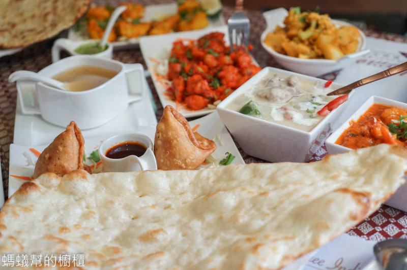 台中斯里印度餐廳Sree India Palace | 台中道地印度料理推薦，印度主廚家鄉菜，推薦必吃烤餅、咖哩，來場異國風味之旅。 - 螞蟻幫的櫥櫃